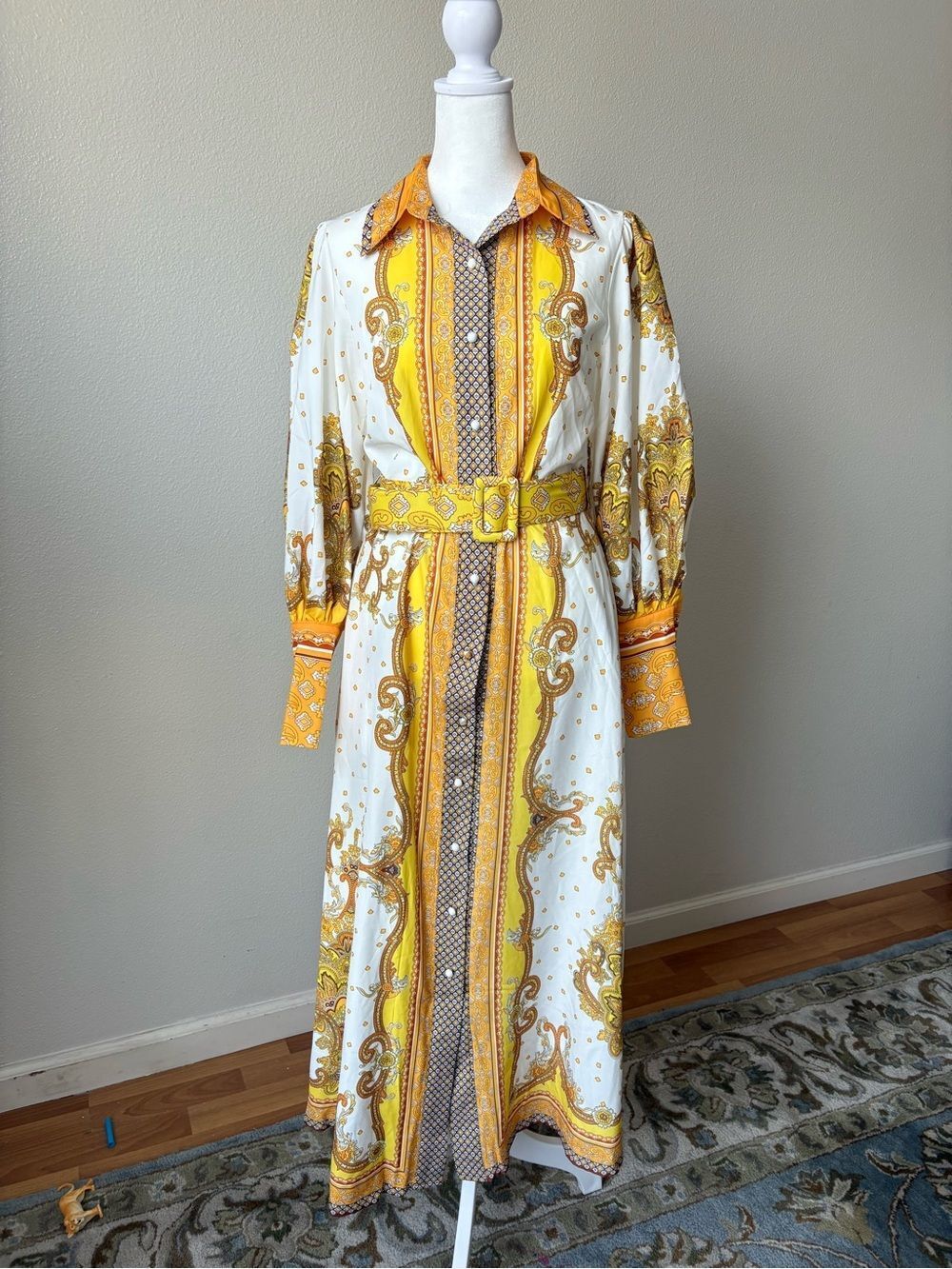 White and Yellow Printed Maxi Shirt Dress with Matching Belt Size 6 - Picture 4 of 16